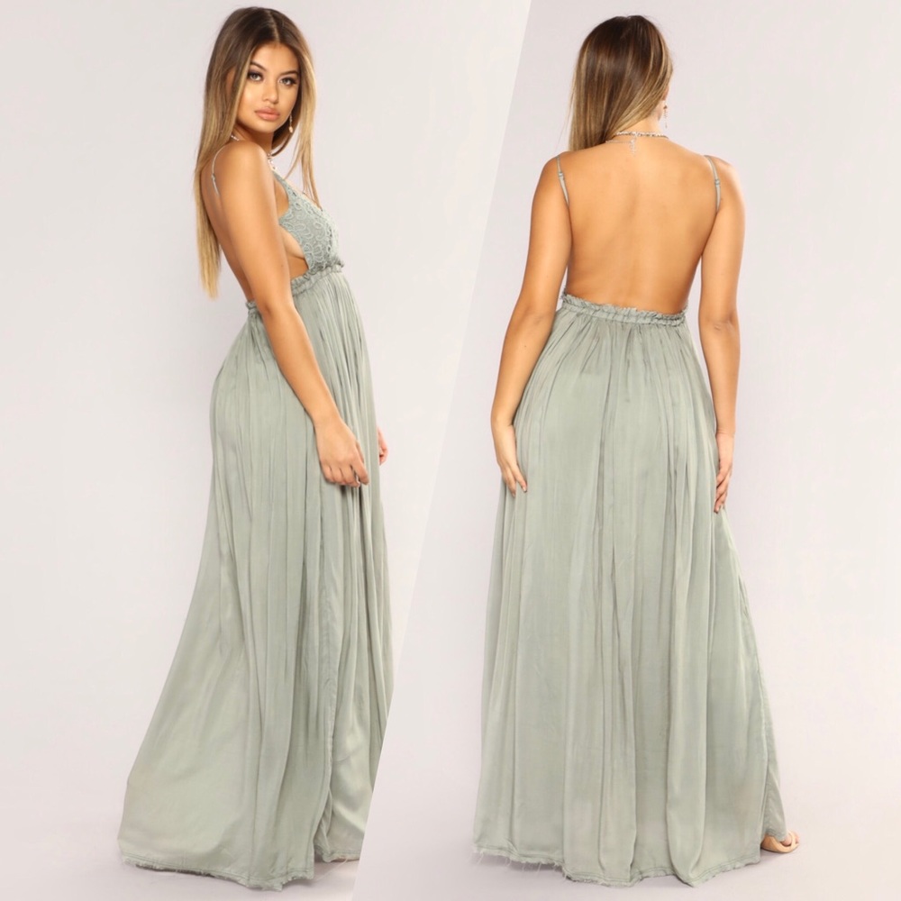 FashionNova maxi dress - Ancient Rome